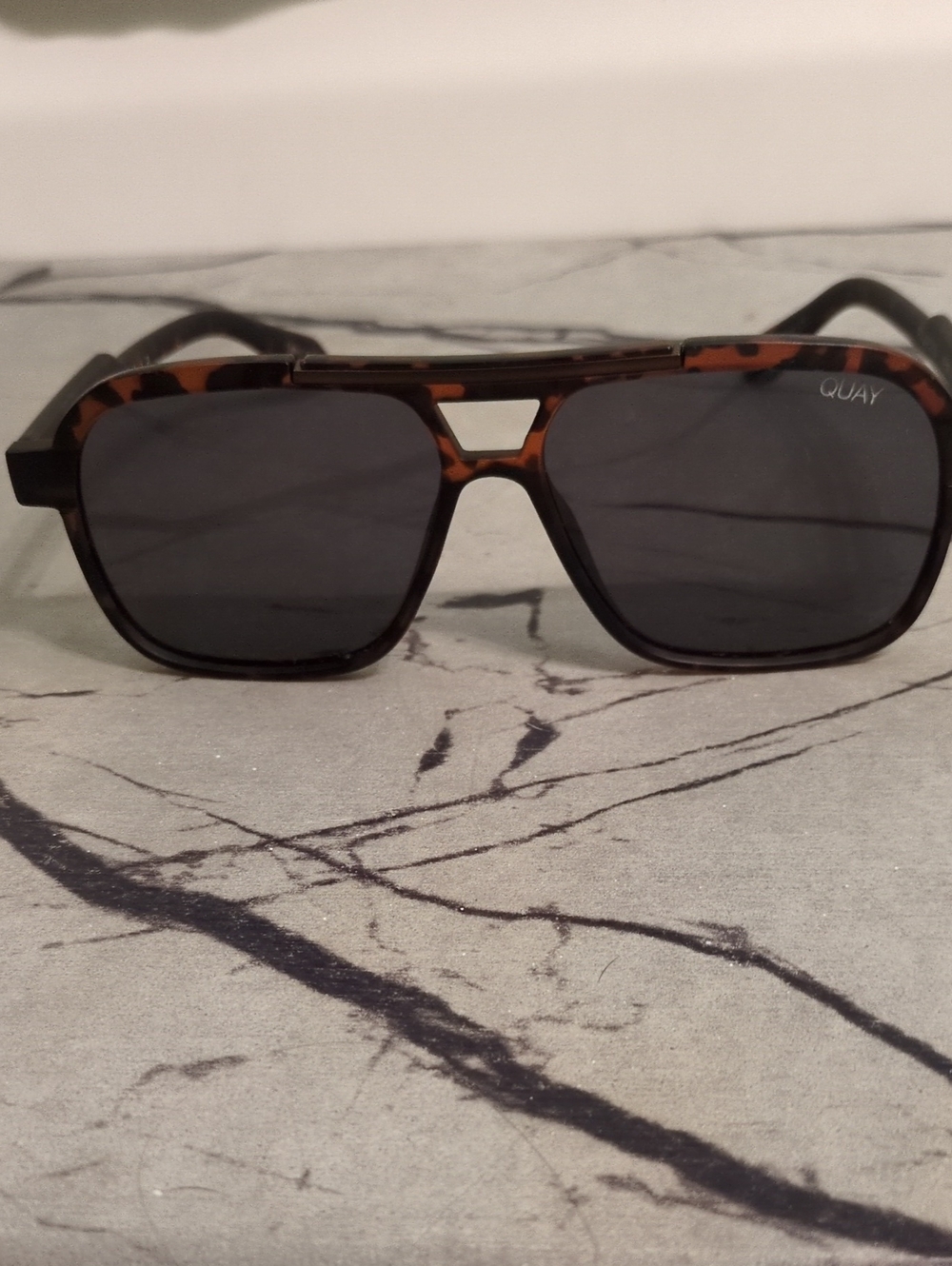 Quay Australia Tortoiseshell Sunglass Arm in Brown and Black